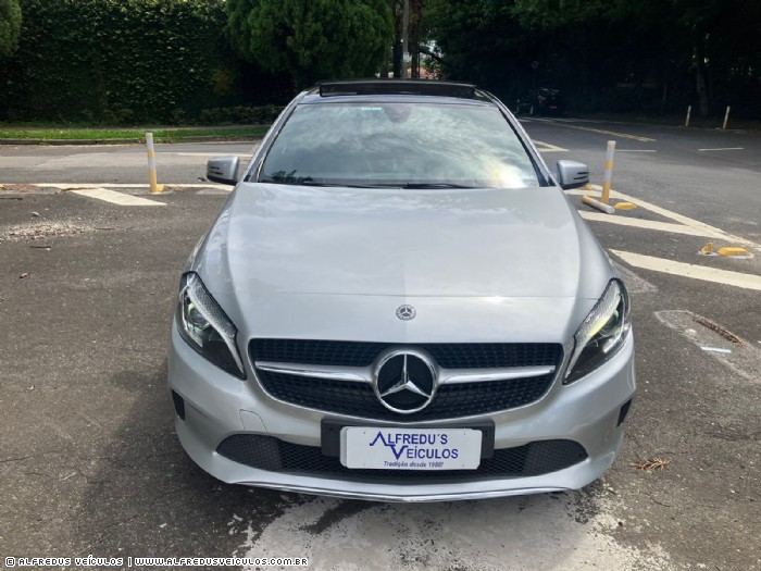 Mercedes-Benz A200 1.6 TURBO 2017/2018